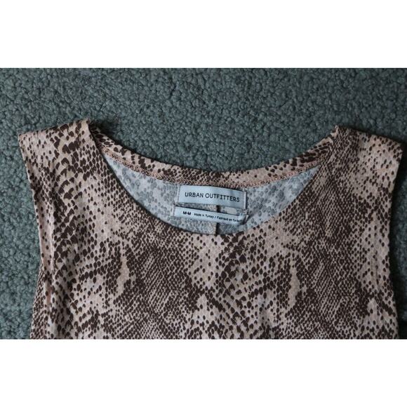New Urban Outfitters Dress Womens Sz Medium Snake Print Maxi Front Slit - Picture 4 of 8